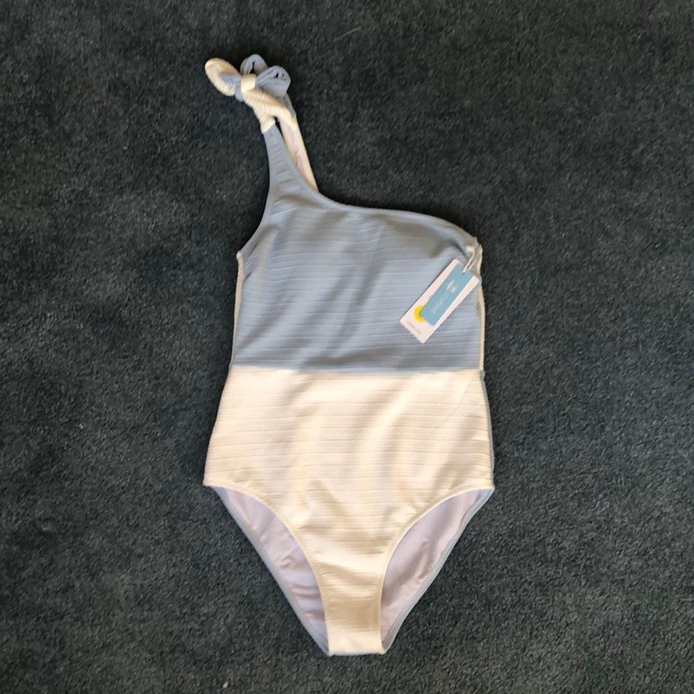 Swim suit one piece